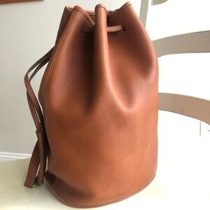 Coach: Vintage. Early 90’s Bixby Sling Bag. “Large” Size